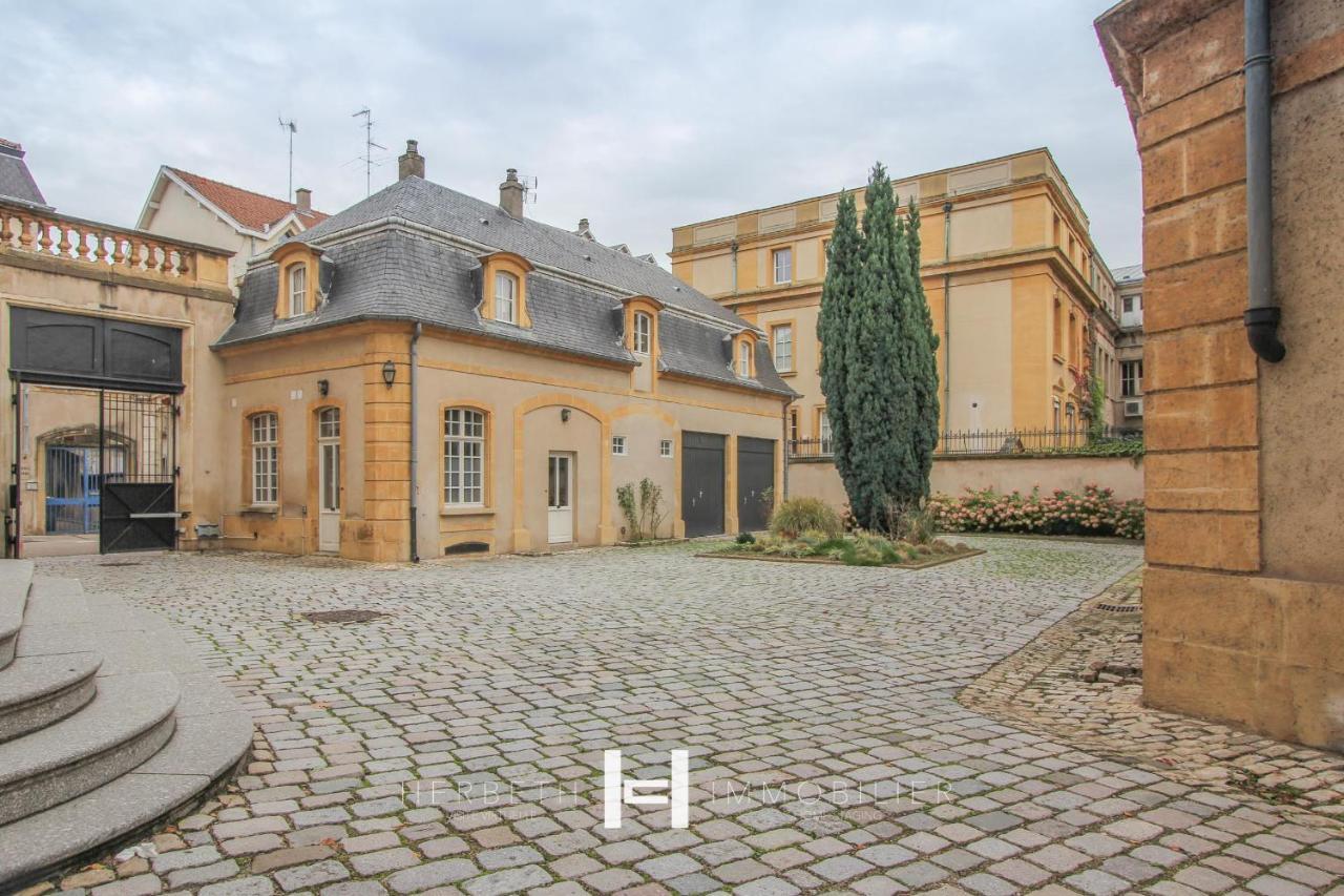 Bed and Breakfast H-Bnb - Les Meubles Du 1 Мец Екстер'єр фото